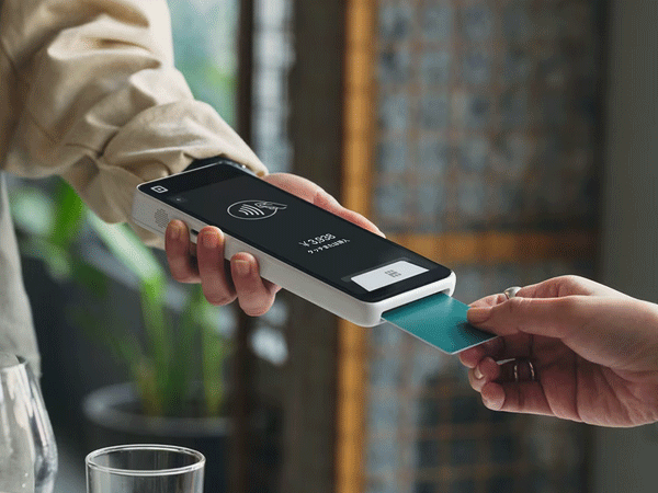 Squareハンディ(スクエアのキャッシュレス決済端末)