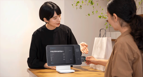 Squareスタンドは本体が回転する